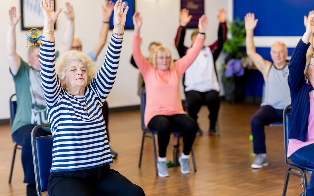 15 sitting core exercises seniors can do every day (No equipment needed)