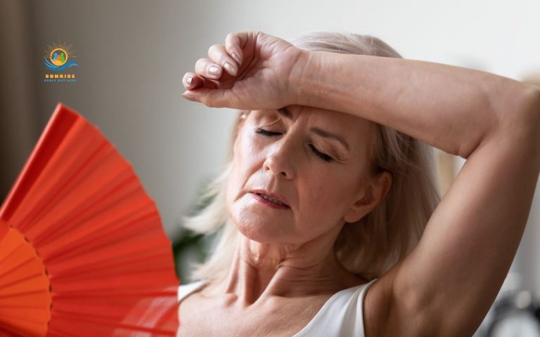 Nhiệt độ nào là nguy hiểm đối với người cao tuổi? Các chuyên gia giải thích