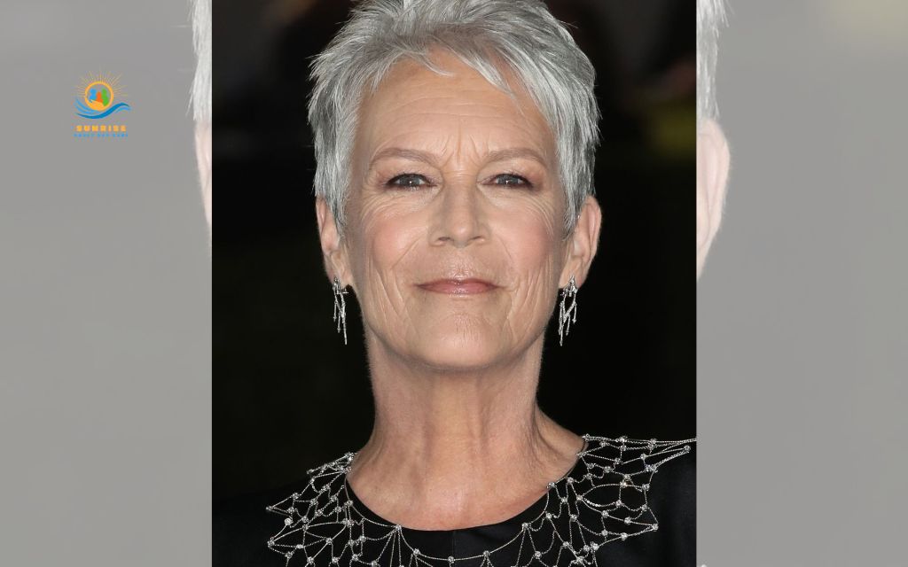 hair for older women: Short crop
