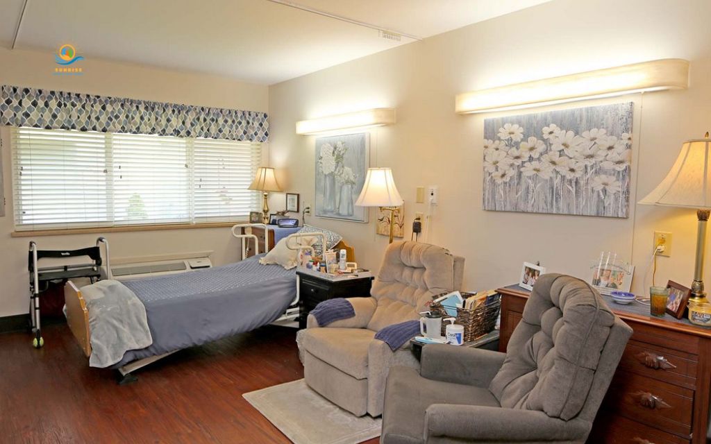 Nursing home room decor: Create comfort with color, light, sound, and scent