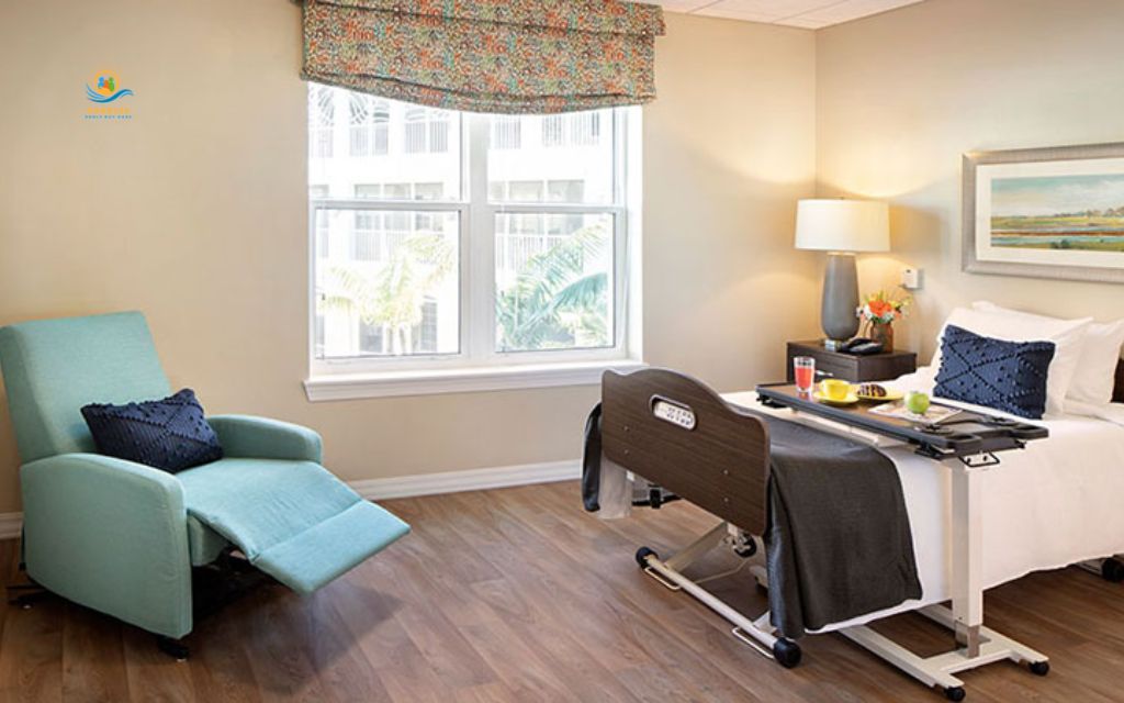 Nursing home room decor: Furnish and organize for safety